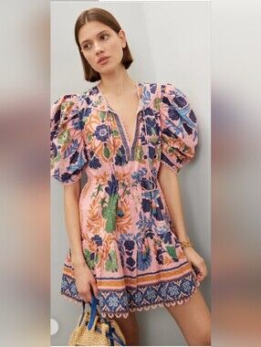 Farm Rio HOT ITEM! The Seashell Tapestry Mini Dress in Pink. Sz Md. R2S!